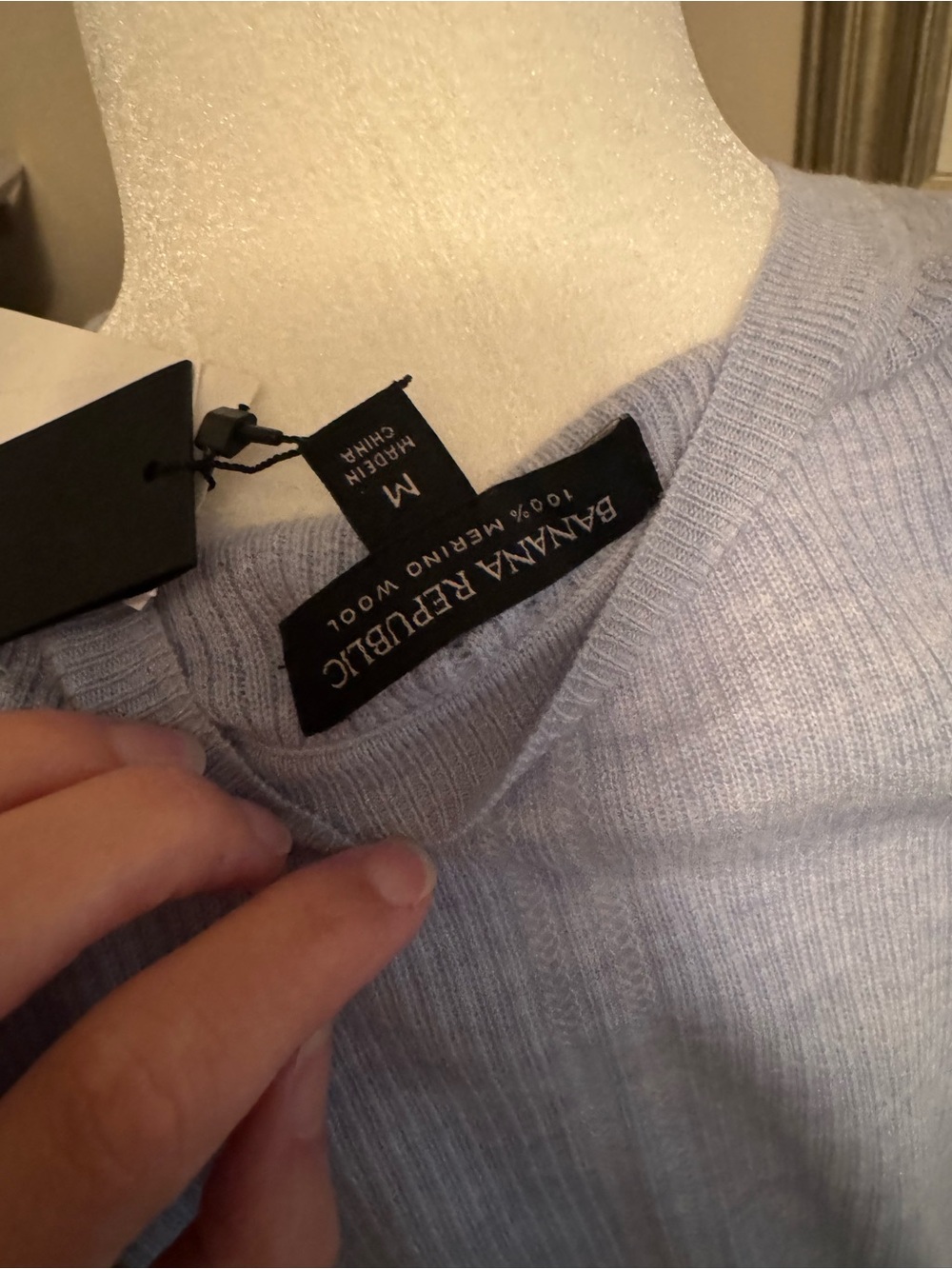 NWT - Banana Republic wool cardigan - Picture 4 of 4